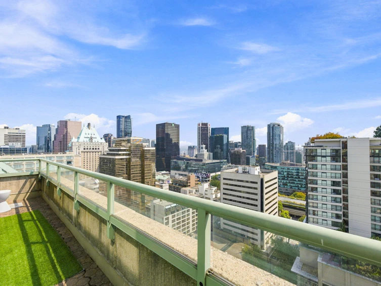 2301-909 Burrard Street, Vancouver, BC, V6Z 2N2 - 32