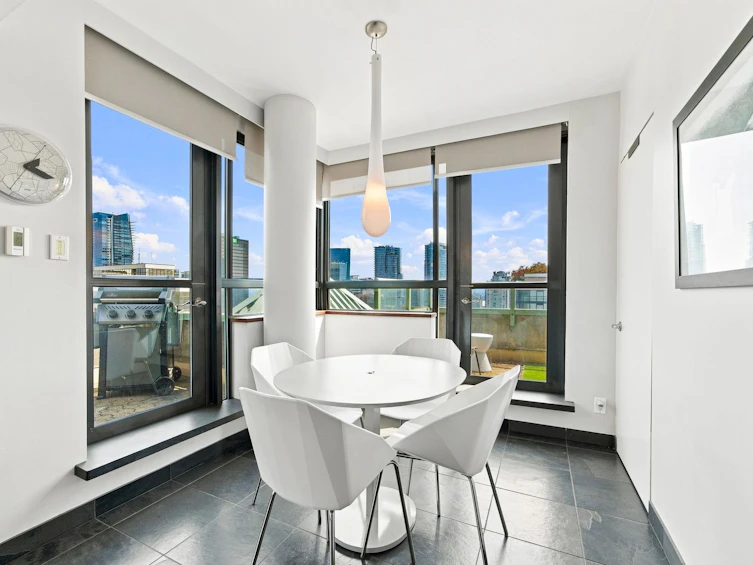 2301-909 Burrard Street, Vancouver, BC, V6Z 2N2 - 14