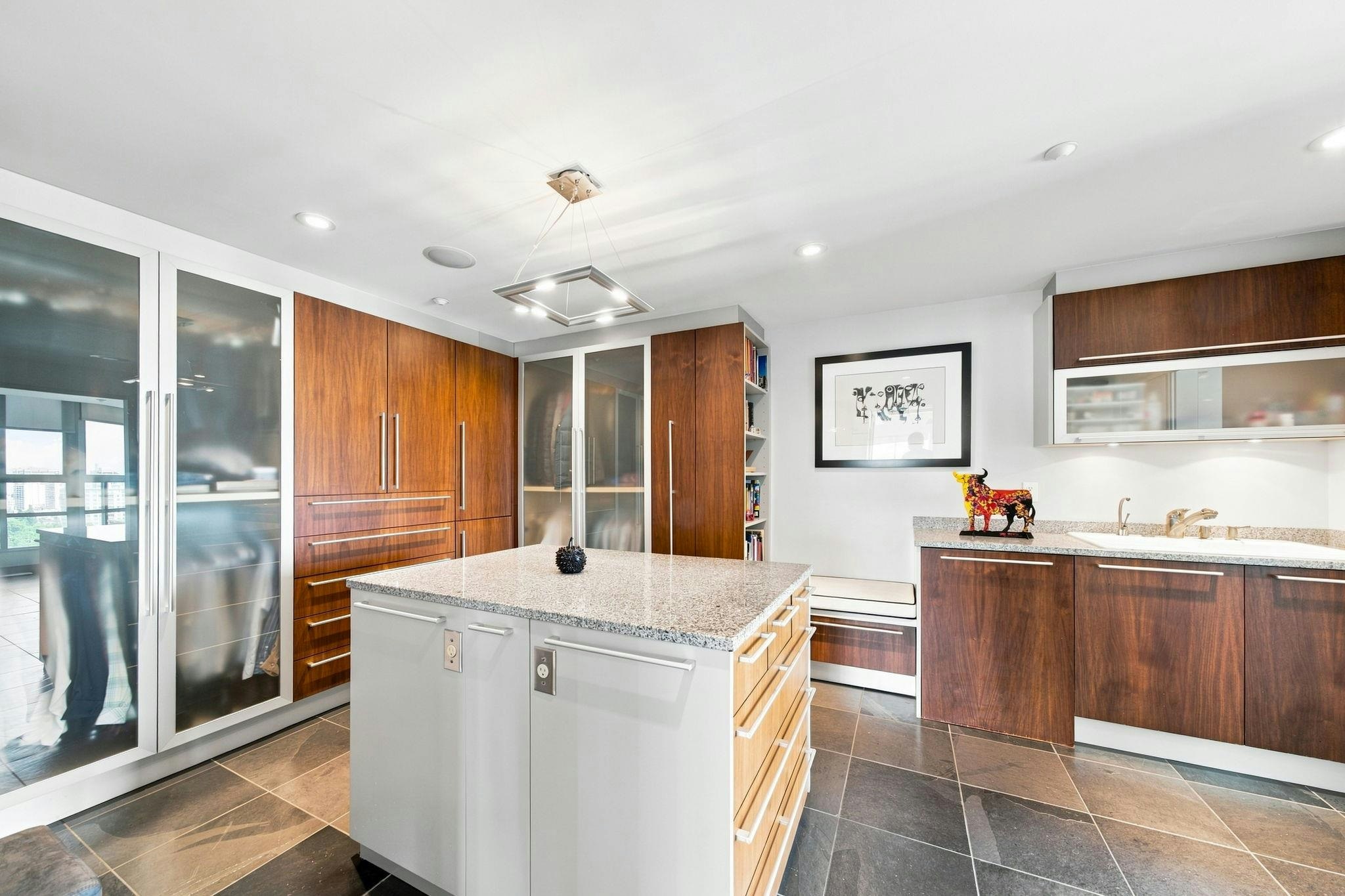 2301-909 Burrard Street, Vancouver, BC, V6Z 2N2 - 22