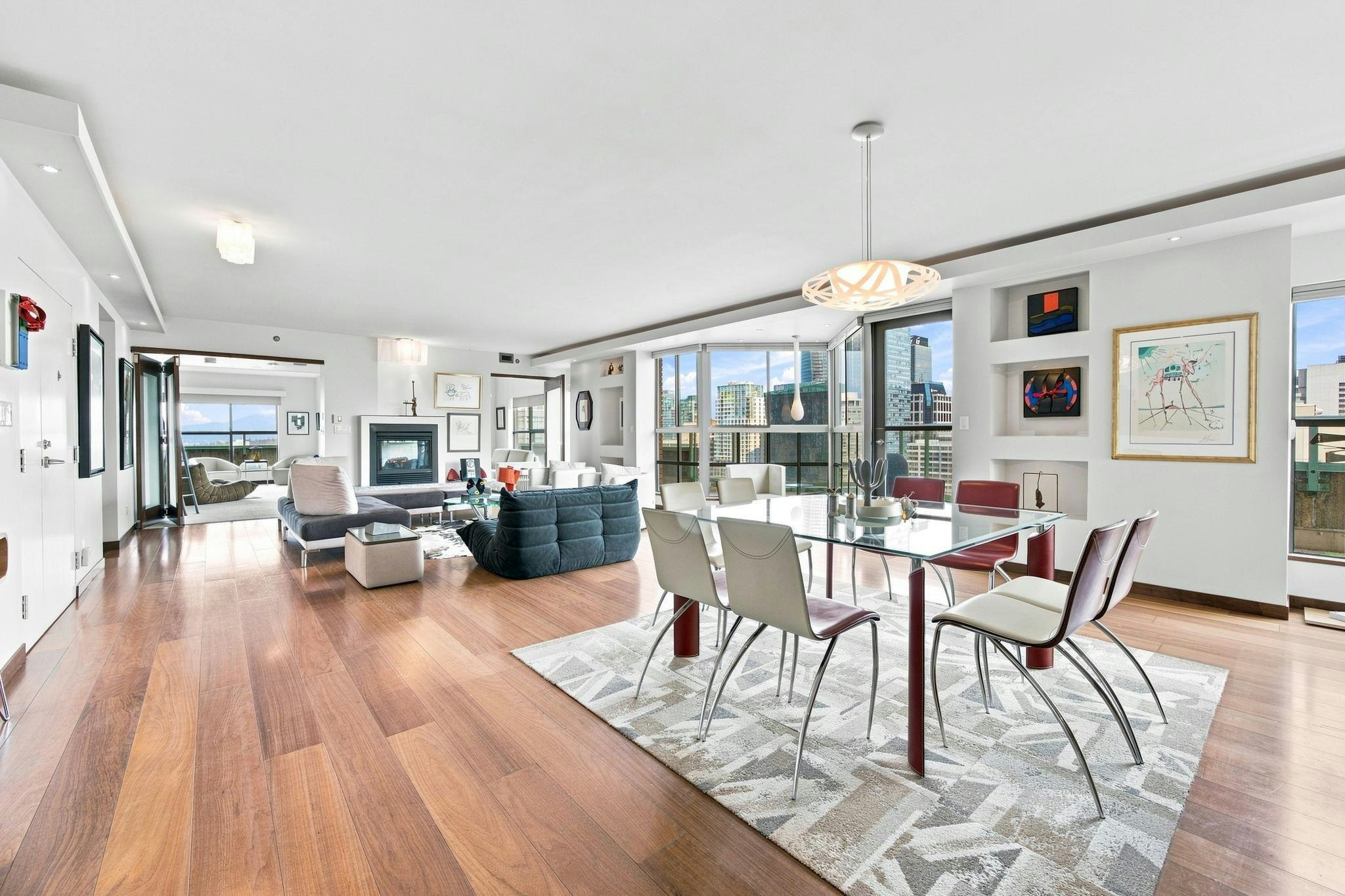 2301-909 Burrard Street - 4
