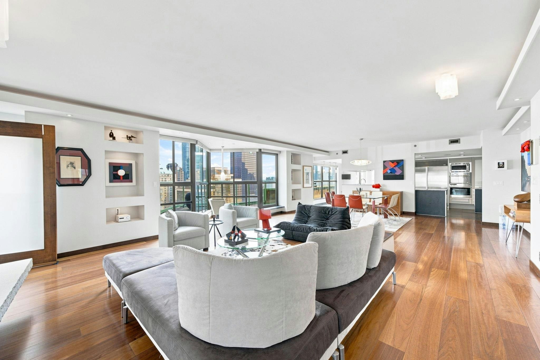 2301-909 Burrard Street, Vancouver, BC, V6Z 2N2 - 10