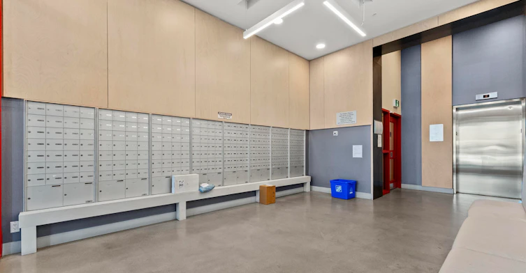 728-180 E 2nd Avenue, Vancouver, BC, V5T 0K4 - 3