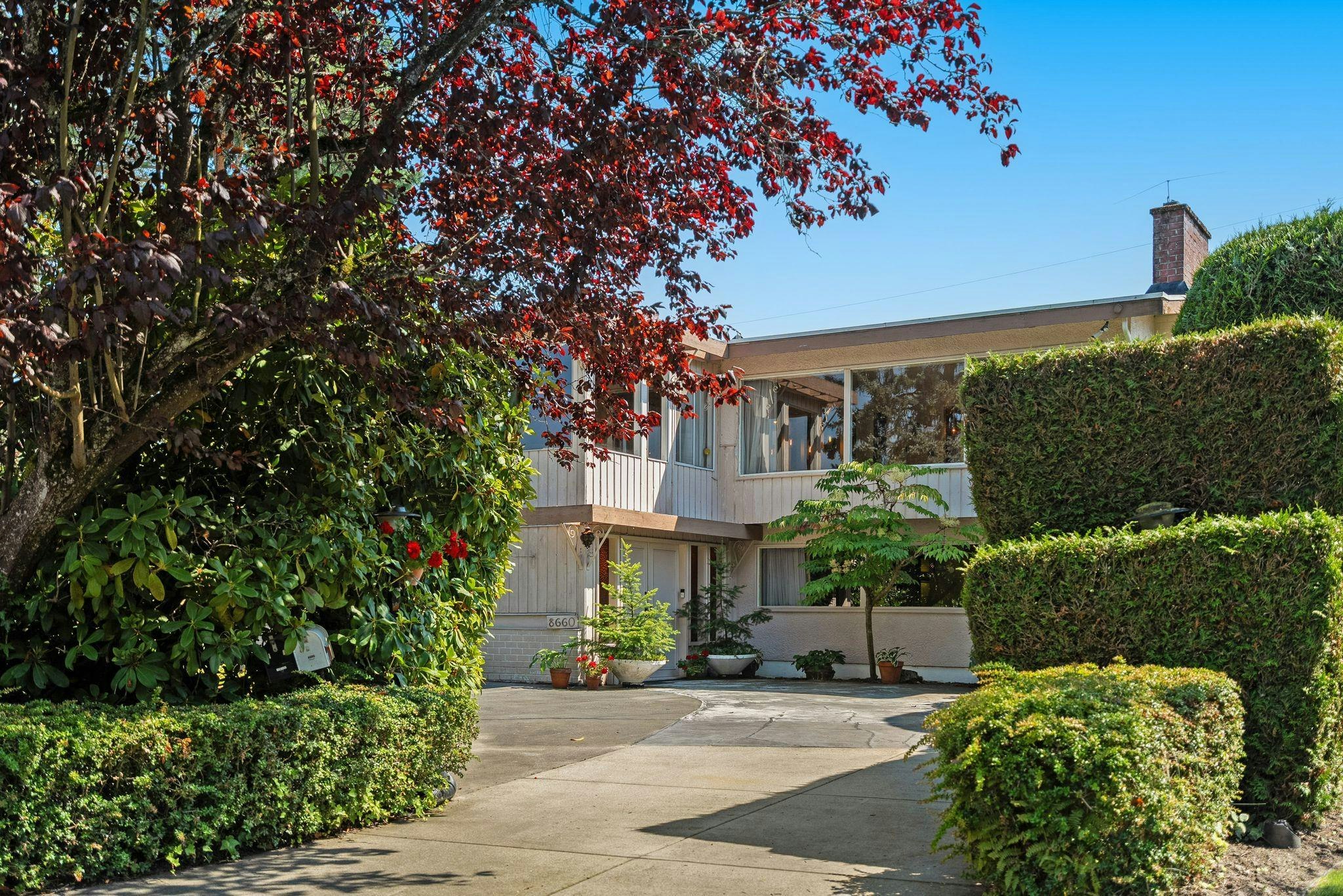 8660 Fairfax Crescent, Richmond, BC, V7C 1Y1