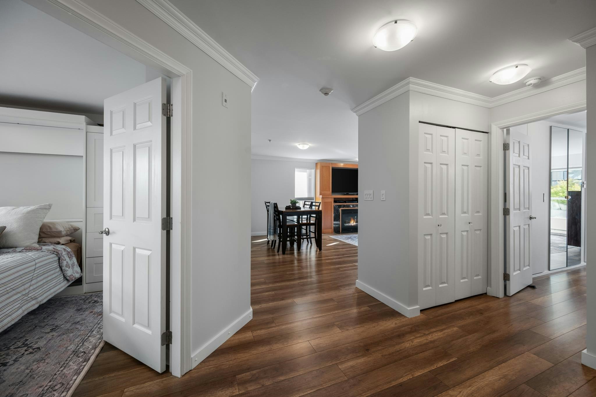 302-12 Laguna Court - 3