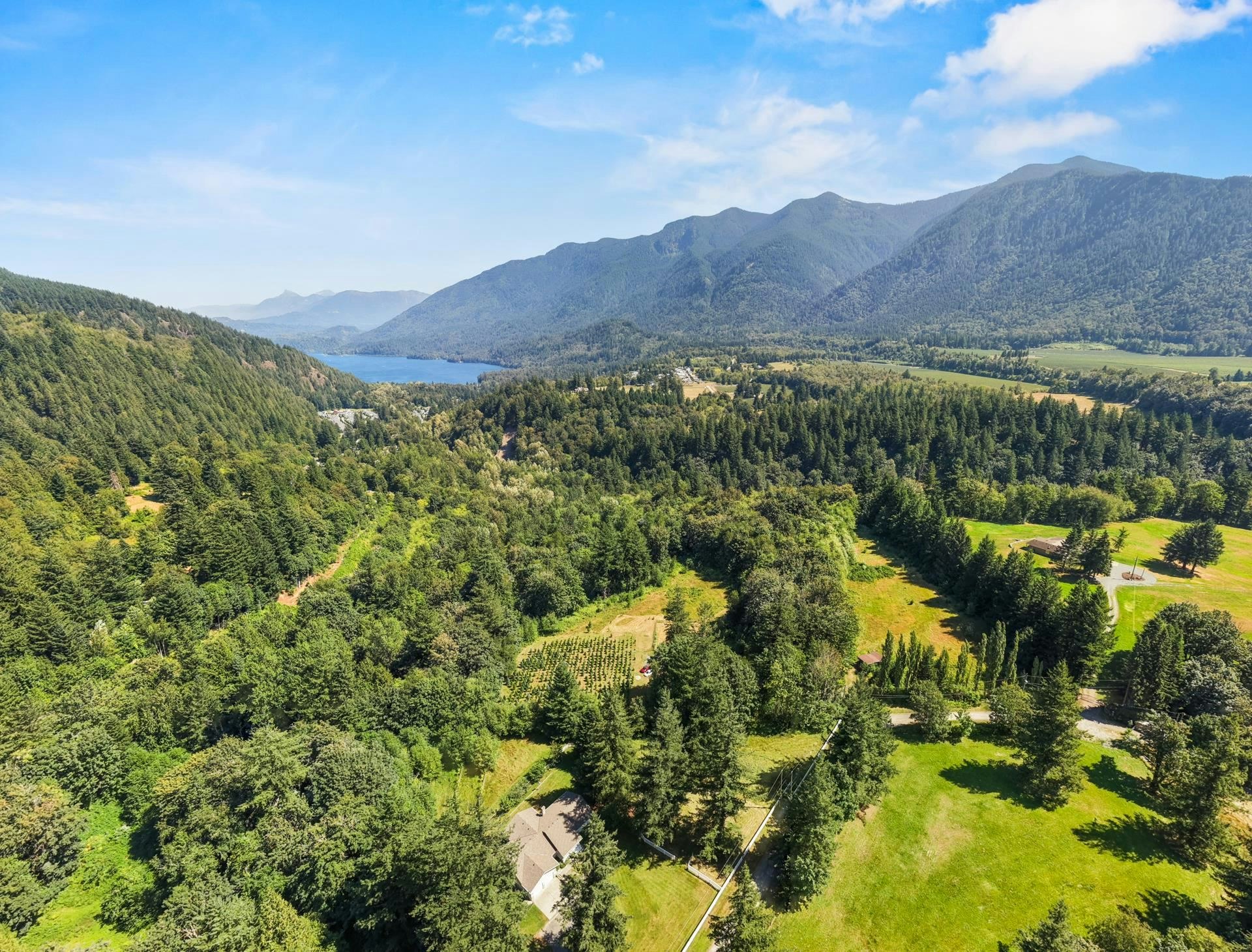 1420 Janovick Road, Columbia Valley, BC, V2R 4X6 - 9
