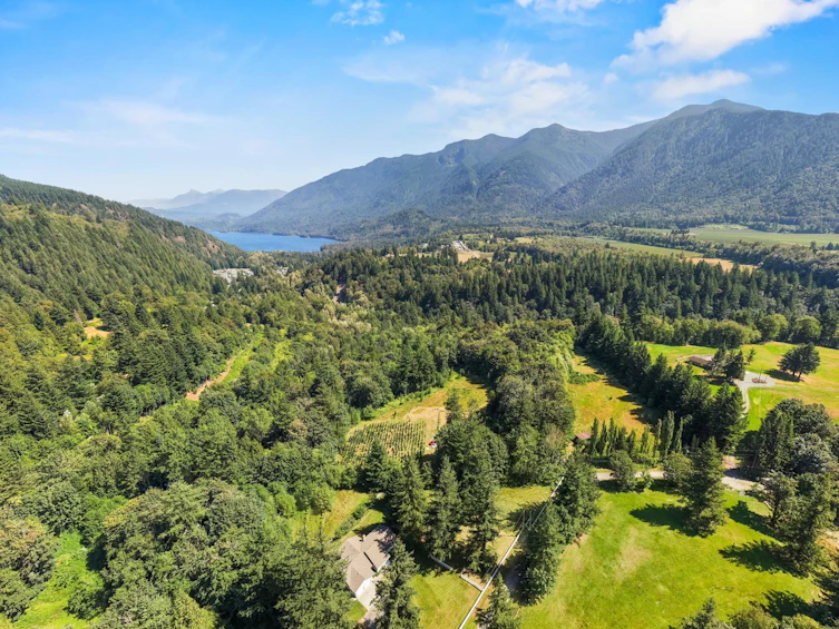 1420 Janovick Road, Columbia Valley, BC, V2R 4X6 - 9