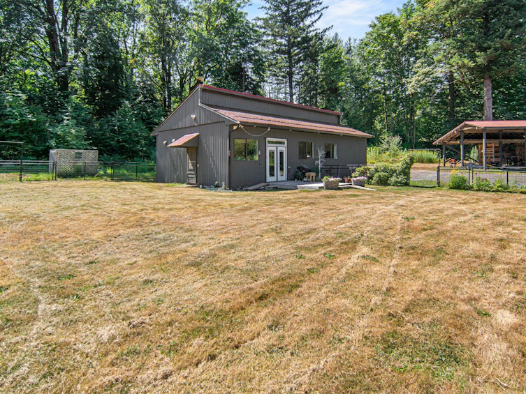 1420 Janovick Road, Columbia Valley, BC, V2R 4X6 - 25