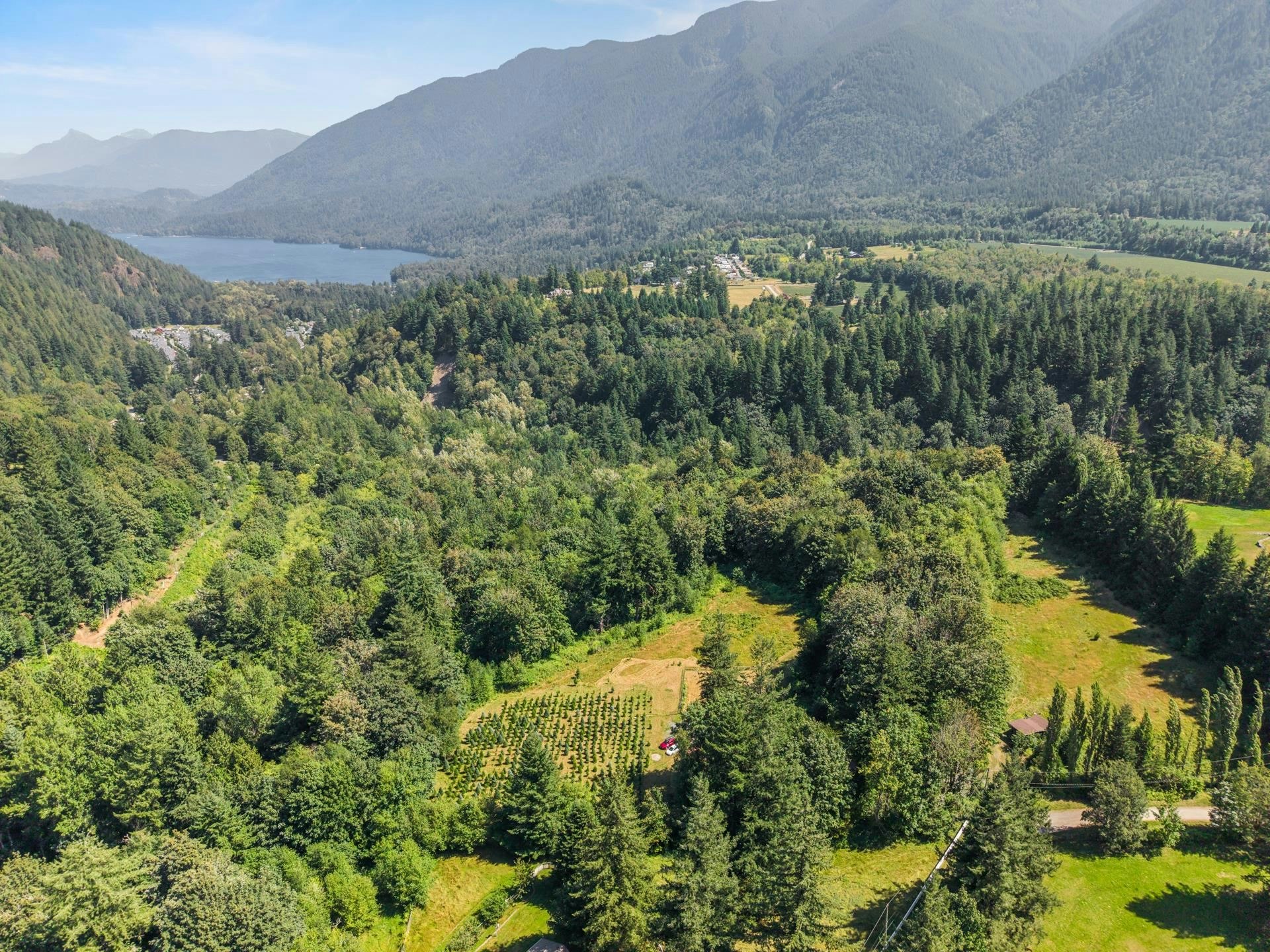 1420 Janovick Road, Columbia Valley, BC, V2R 4X6 - 8