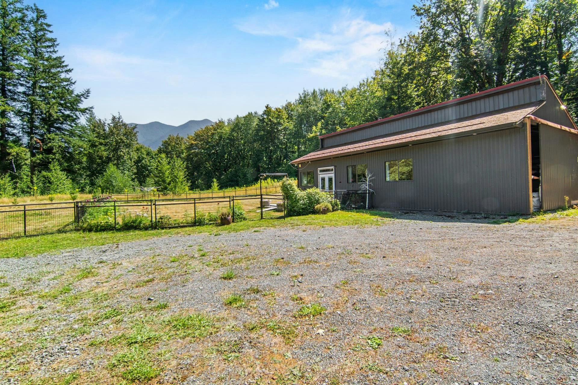 1420 Janovick Road, Columbia Valley, BC, V2R 4X6 - 28
