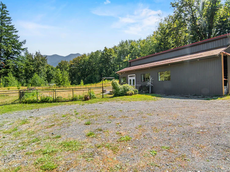 1420 Janovick Road, Columbia Valley, BC, V2R 4X6 - 28