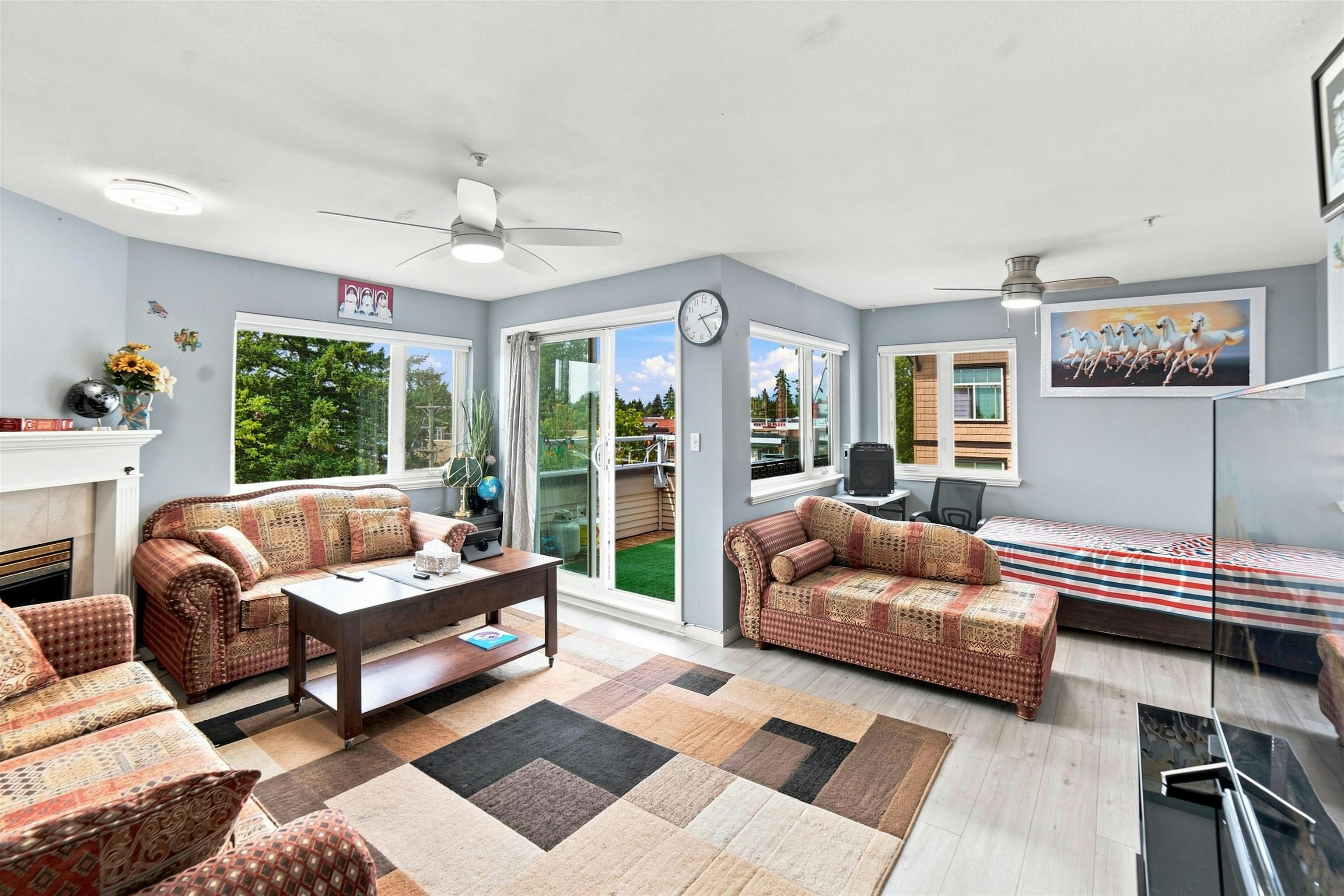 411-8142 120a Street, Surrey, BC, V3W 0N1