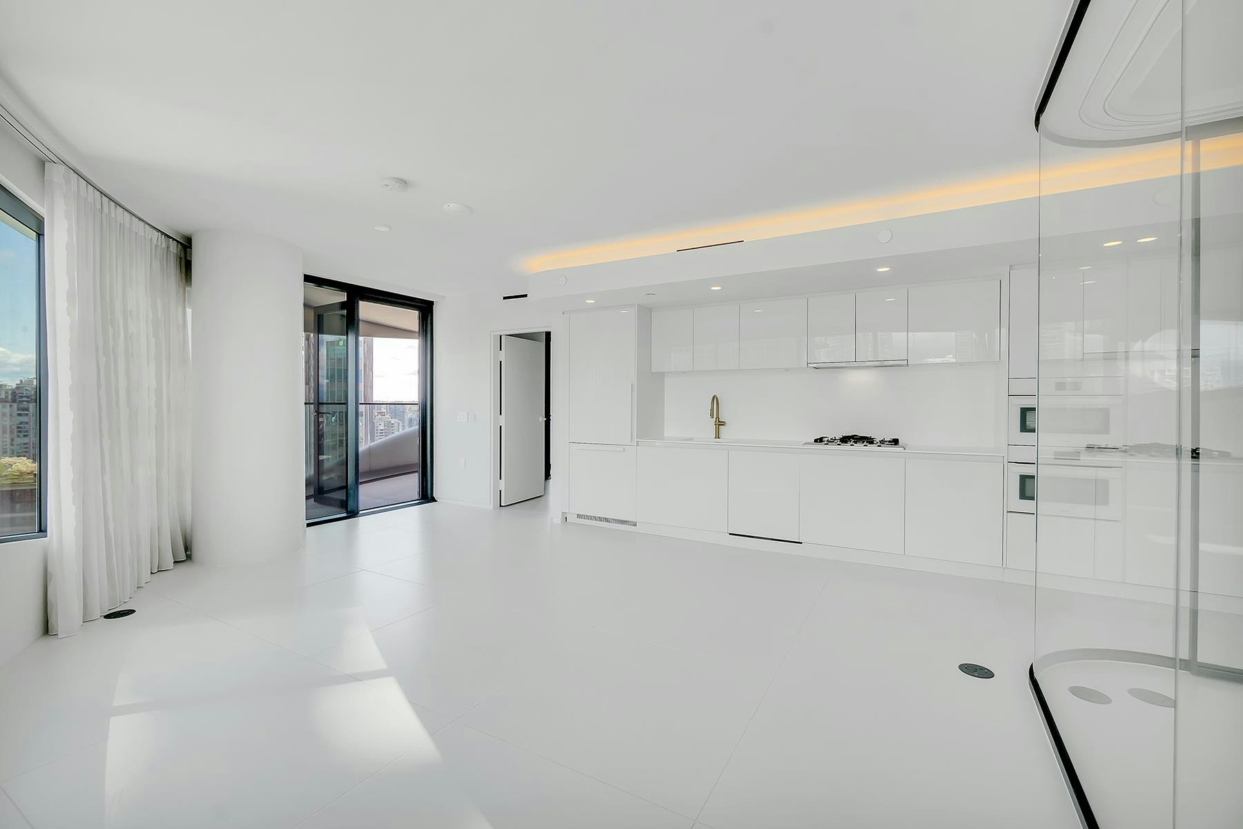 2008-1033 Nelson Street - 4