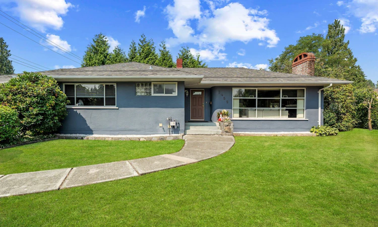 3455 Highland Boulevard