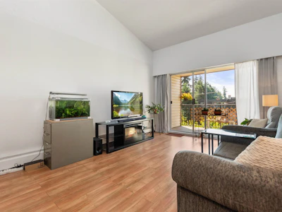 342-2821 Tims Street - 5