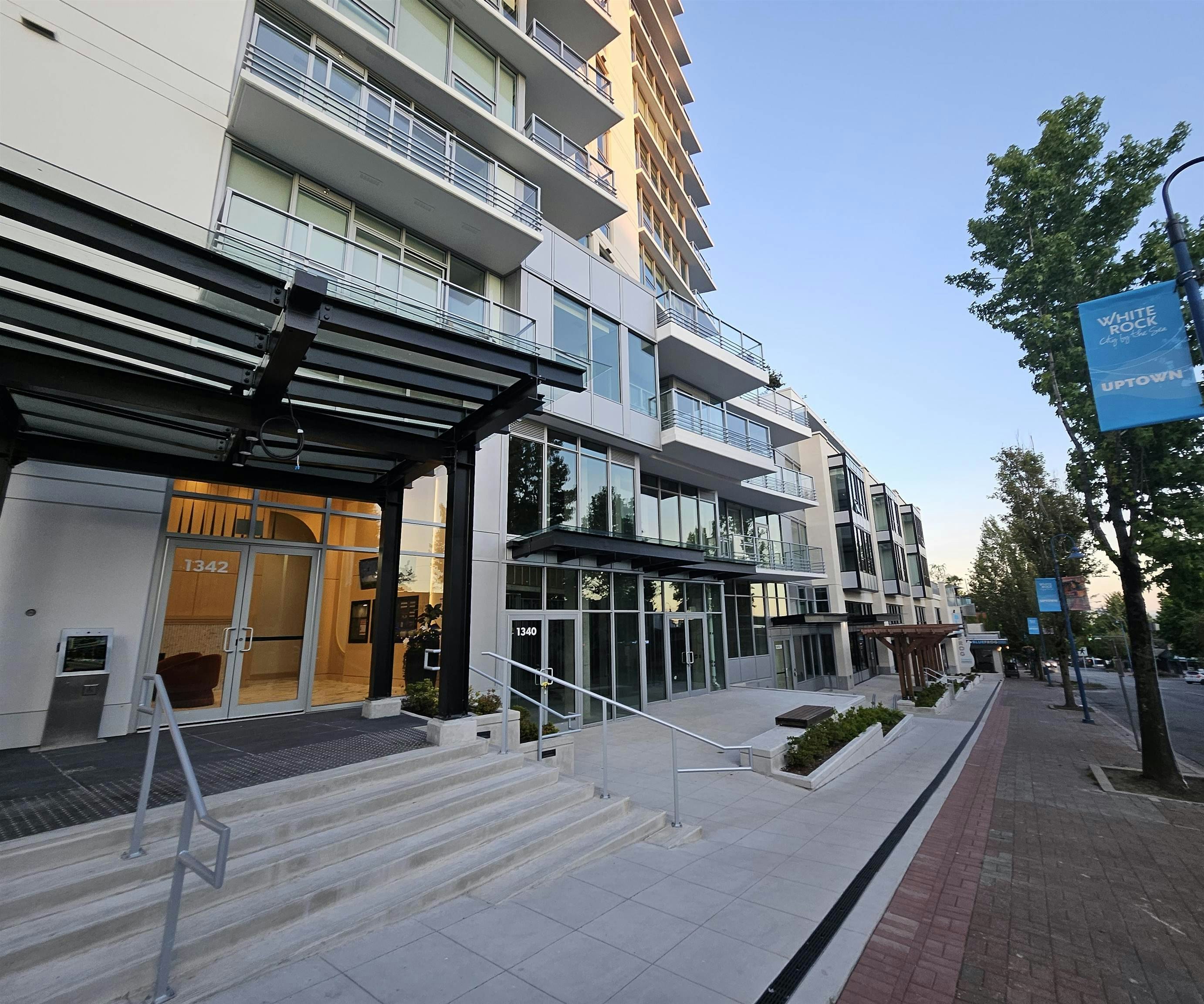 403-1342 Johnston Road, Surrey, BC, V4B 3Z2