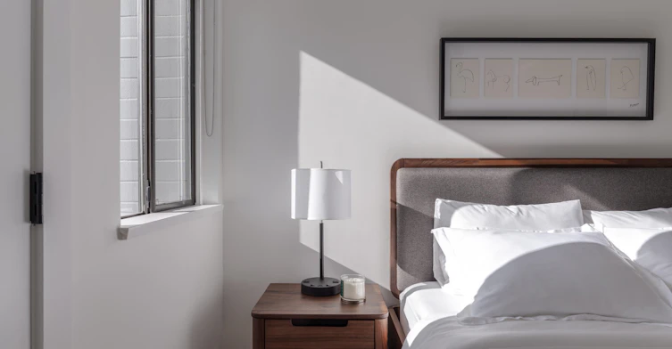 1270 Robson St, Vancouver, BC, V6E 3Z6 - 6