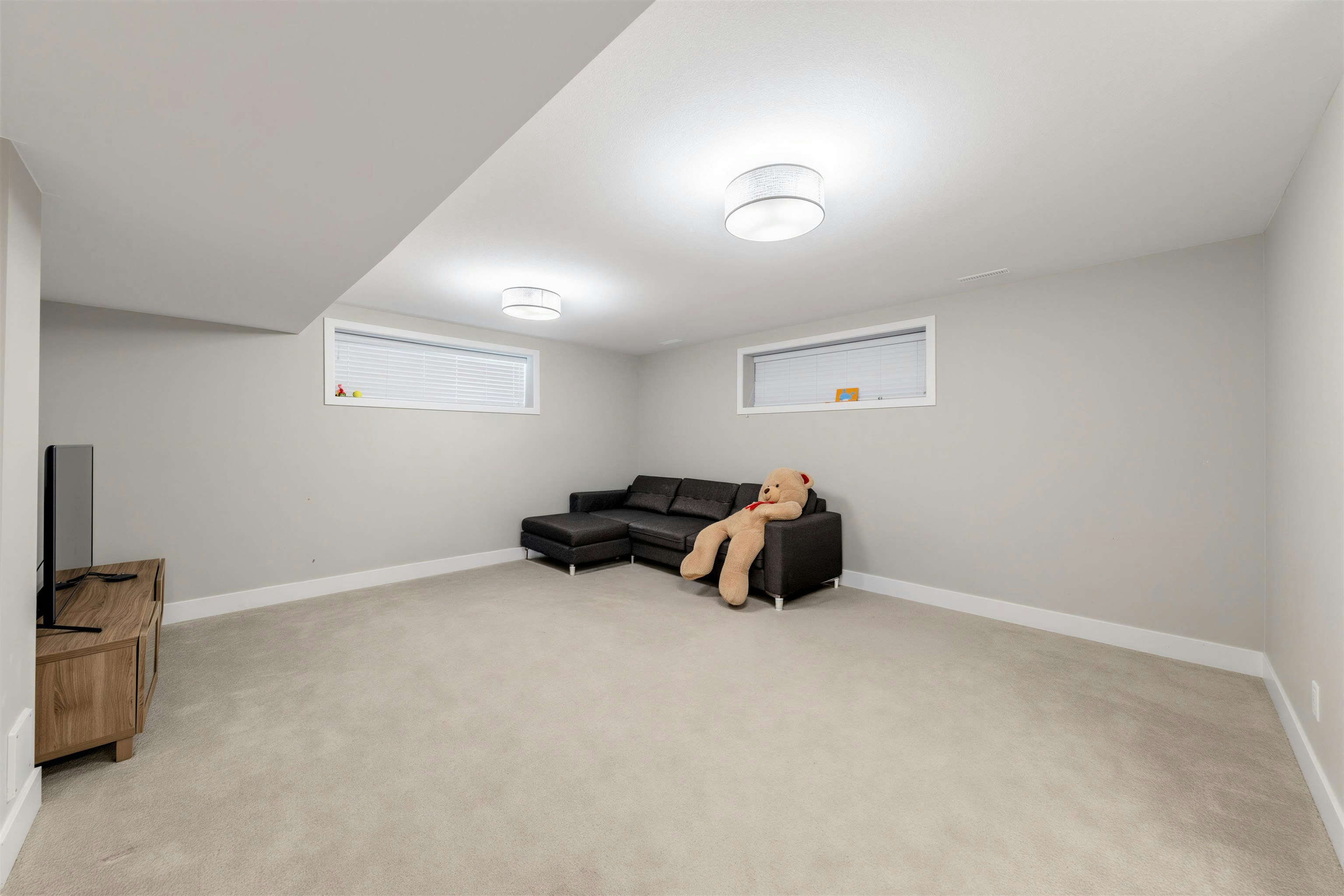 3539 Trestle Court, Coquitlam, BC, V3E 0L5 - 30