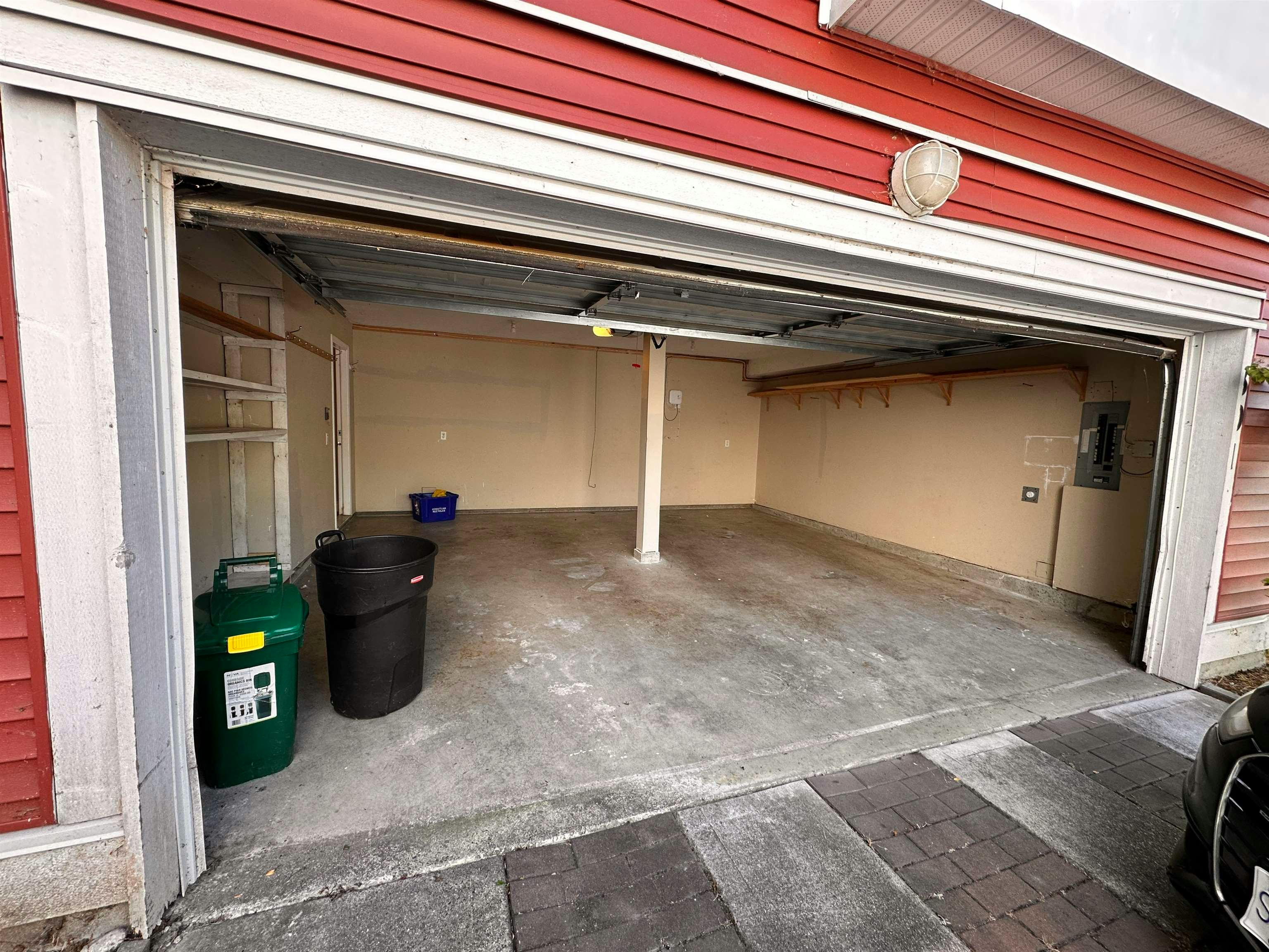 301-3000 Riverbend Drive, Coquitlam, BC, V3C 6R1 - 35