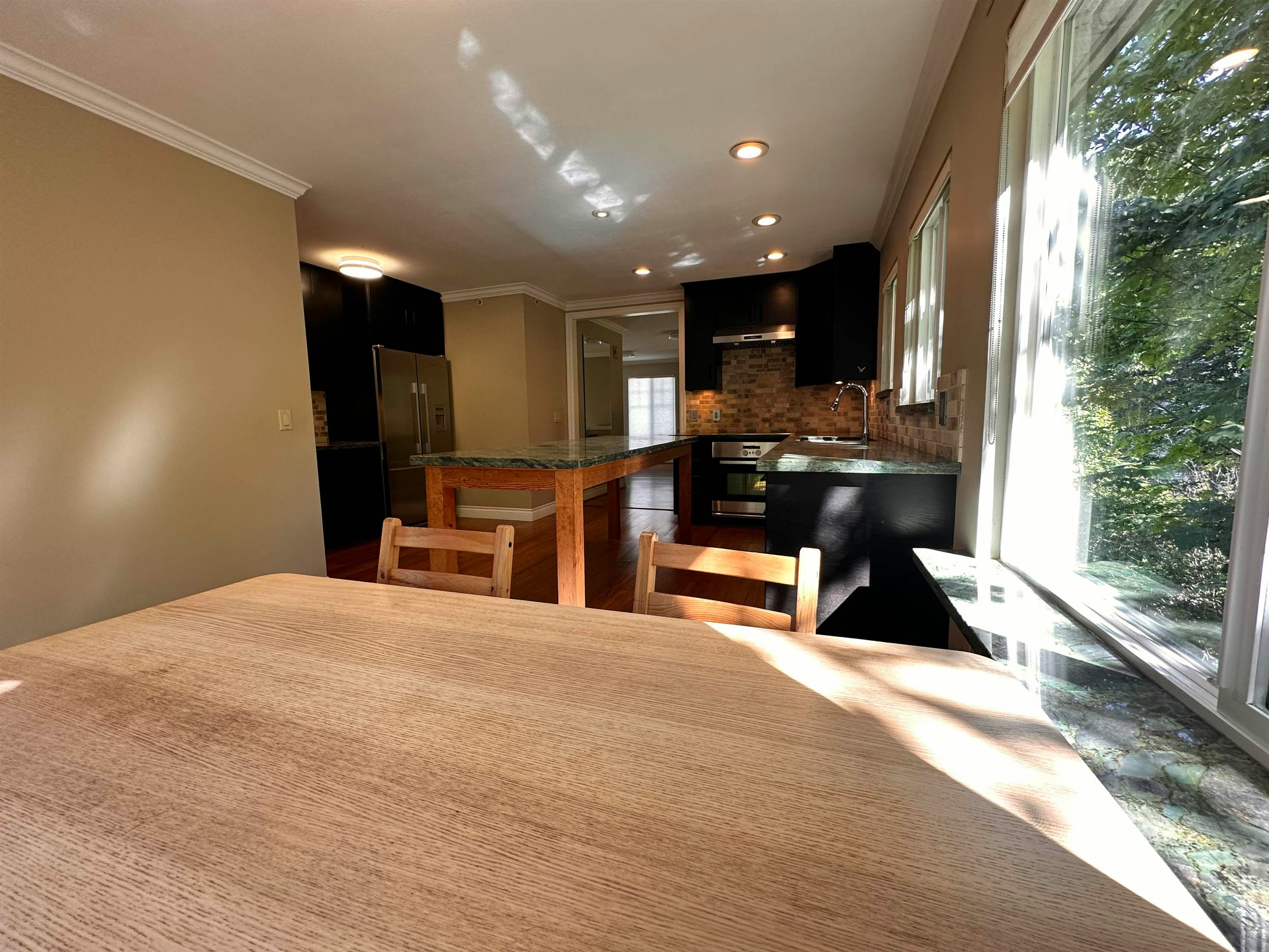 301-3000 Riverbend Drive, Coquitlam, BC, V3C 6R1 - 21