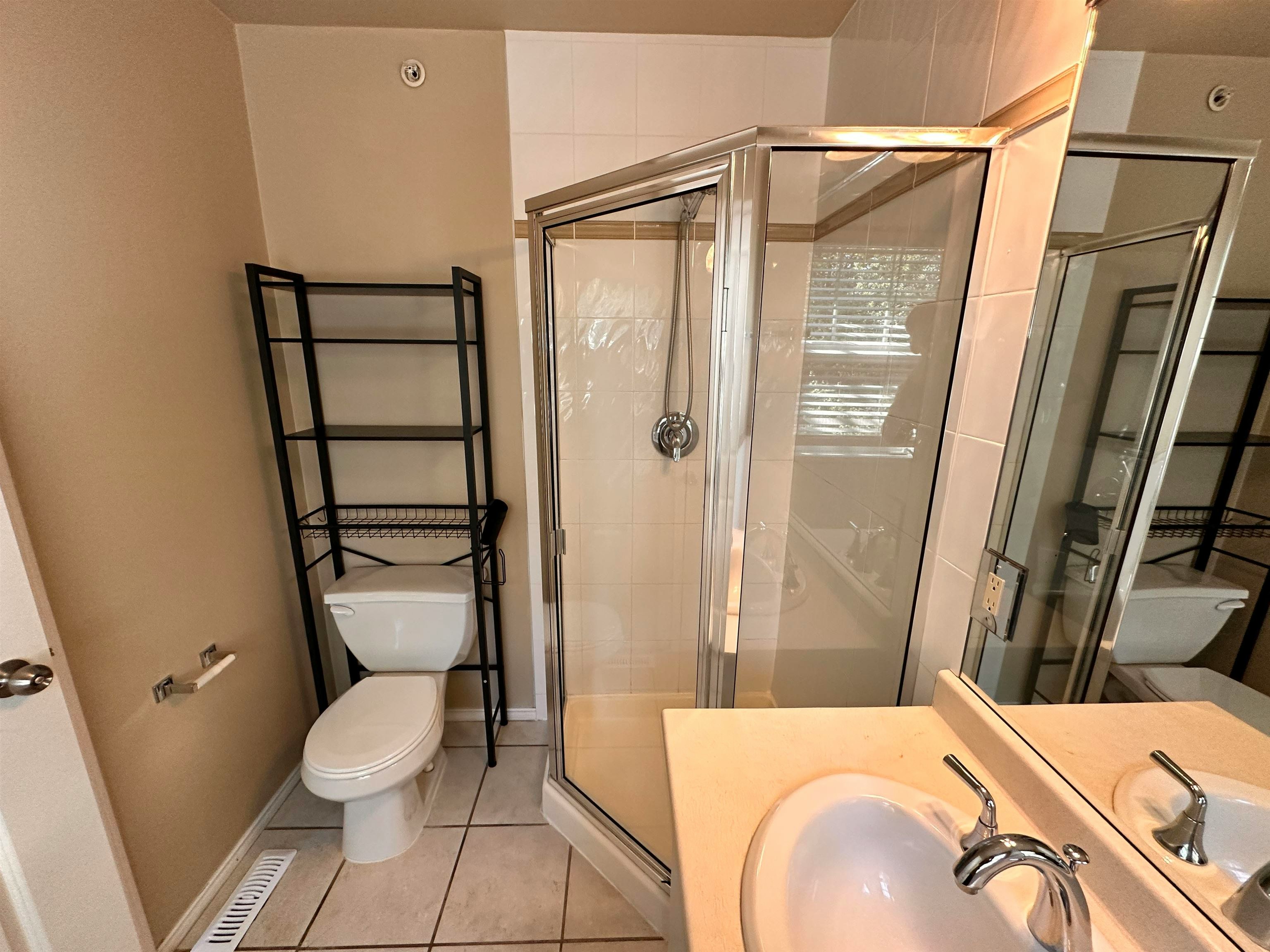 301-3000 Riverbend Drive, Coquitlam, BC, V3C 6R1 - 18
