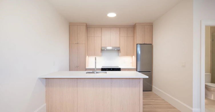 Lower-5770 Kitchener Street, Burnaby, BC, V5B 2J2 - 16