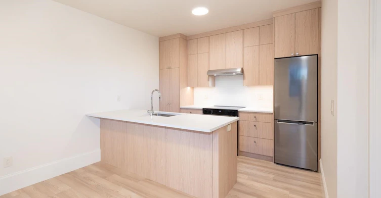 Lower-5770 Kitchener Street, Burnaby, BC, V5B 2J2 - 15
