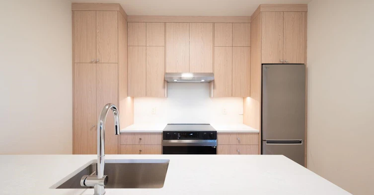 Lower-5770 Kitchener Street, Burnaby, BC, V5B 2J2 - 19