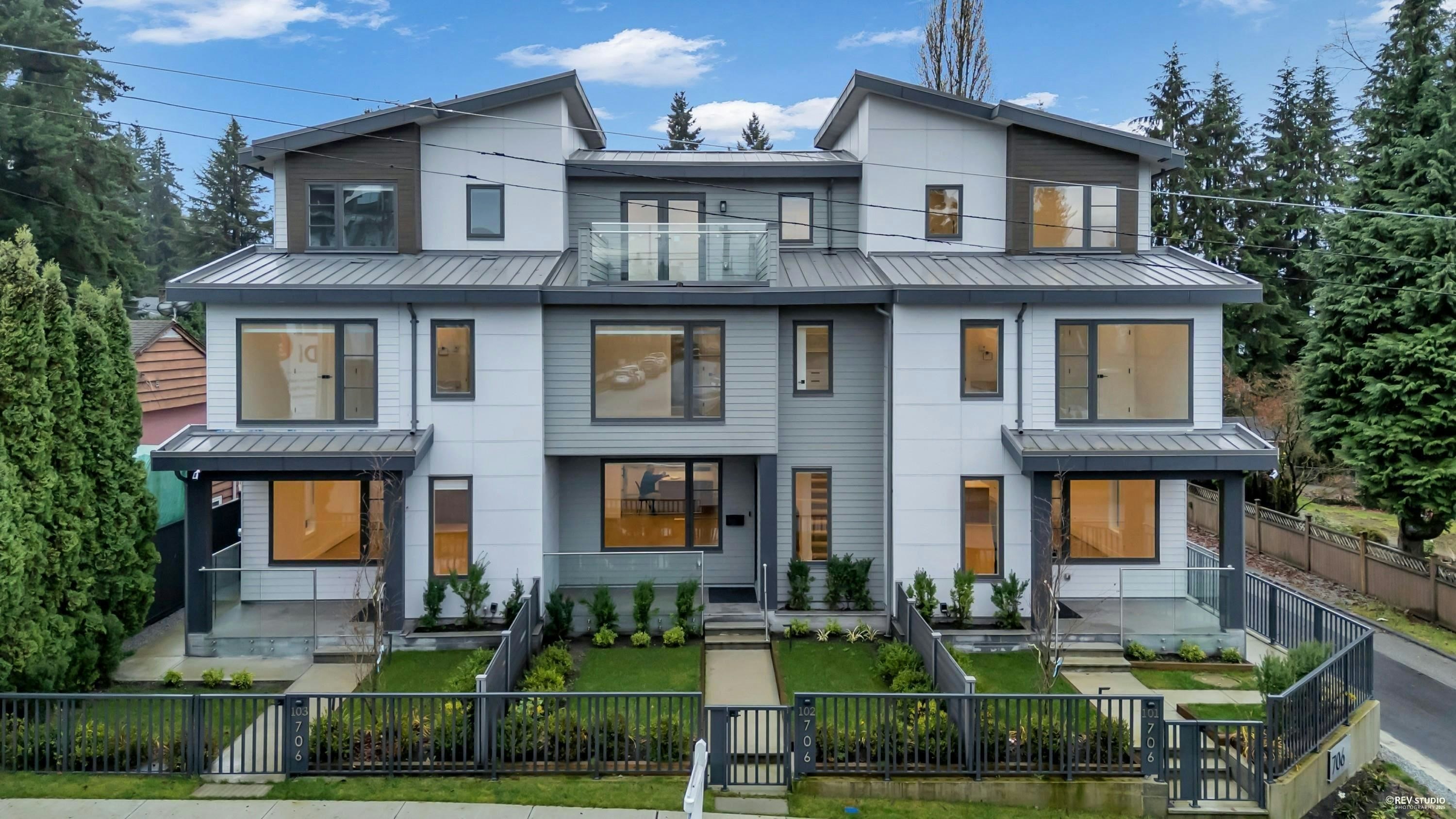 102-706 Smith Avenue, Coquitlam, BC, V3J 2W7