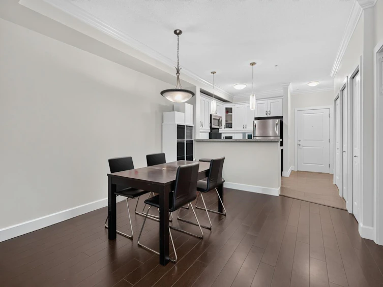 218-13897 Fraser Highway, Surrey, BC, V3T 0G8 - 9