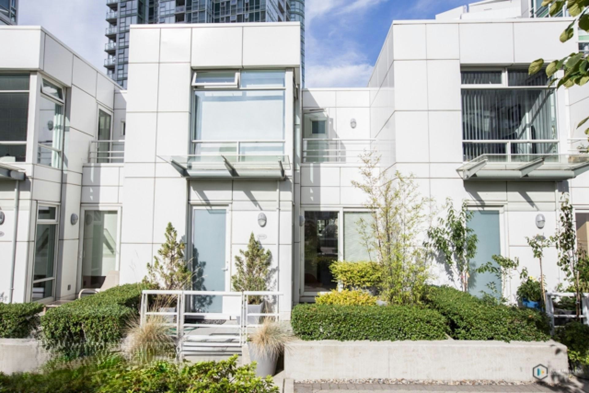 THN-1111 Marinaside Crescent, Vancouver, BC, V6Z 2Y3 - 3