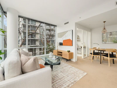 605-633 Kinghorne Mews - 3