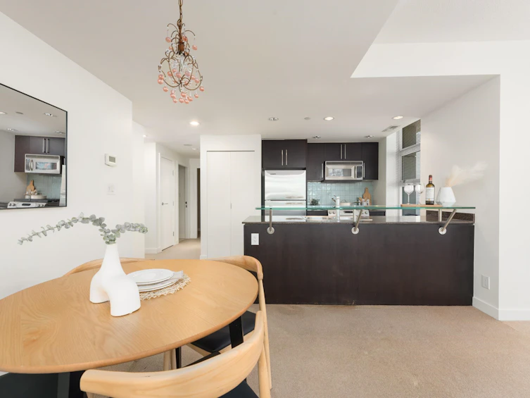 605-633 Kinghorne Mews, Vancouver, BC, V6Z 3H3 - 12