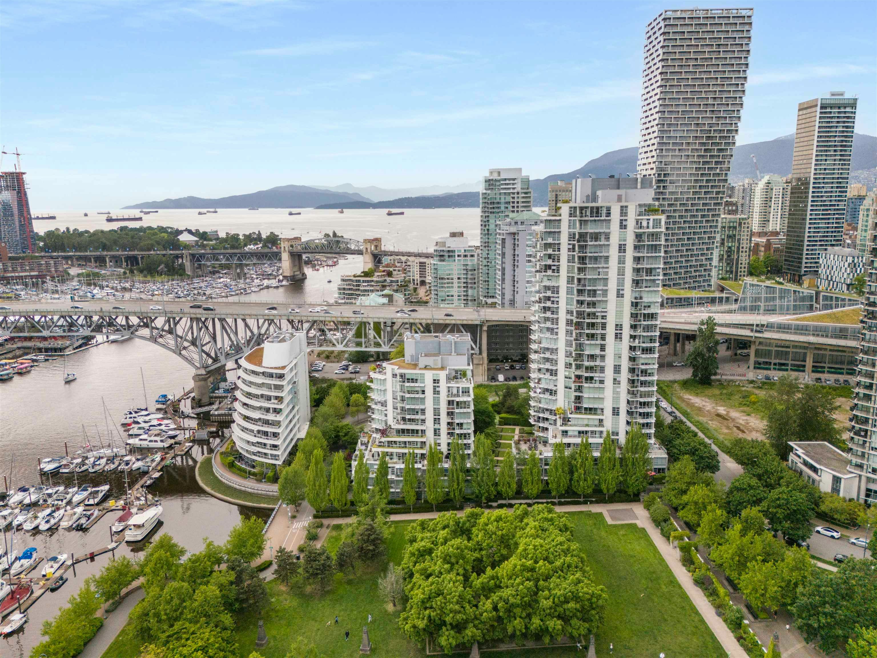 605-633 Kinghorne Mews, Vancouver, BC, V6Z 3H3 - 33