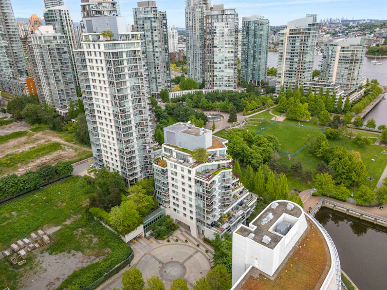 605-633 Kinghorne Mews, Vancouver, BC, V6Z 3H3 - 36