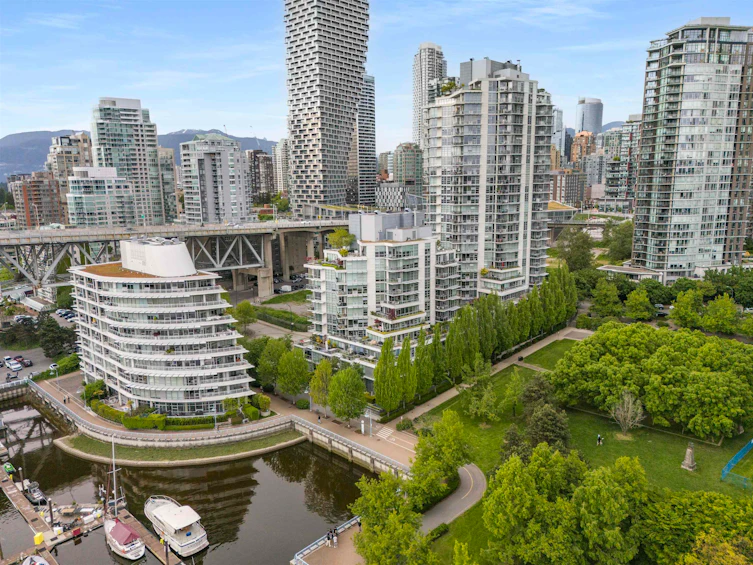605-633 Kinghorne Mews, Vancouver, BC, V6Z 3H3 - 35