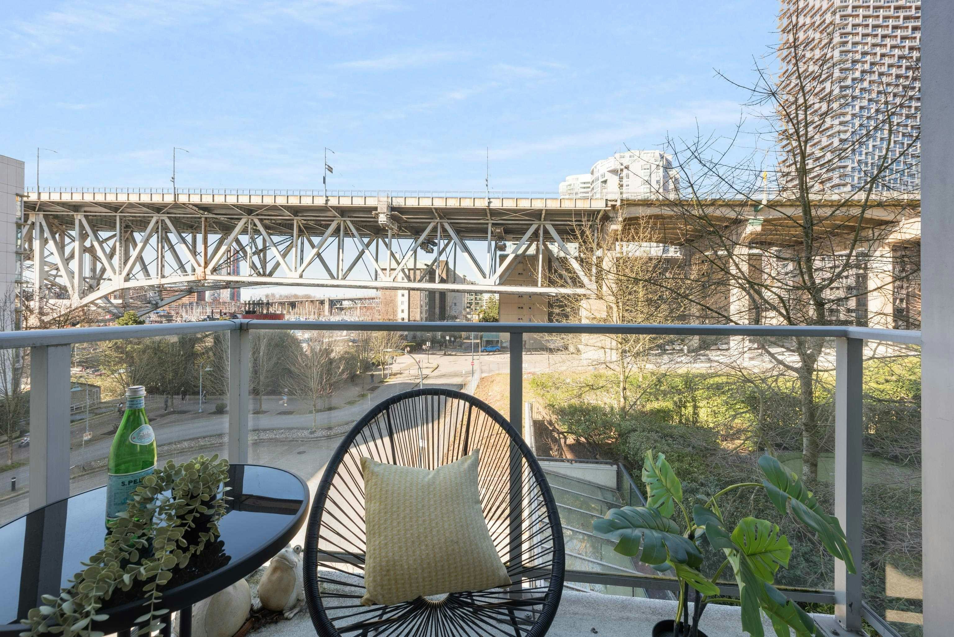 605-633 Kinghorne Mews, Vancouver, BC, V6Z 3H3 - 24
