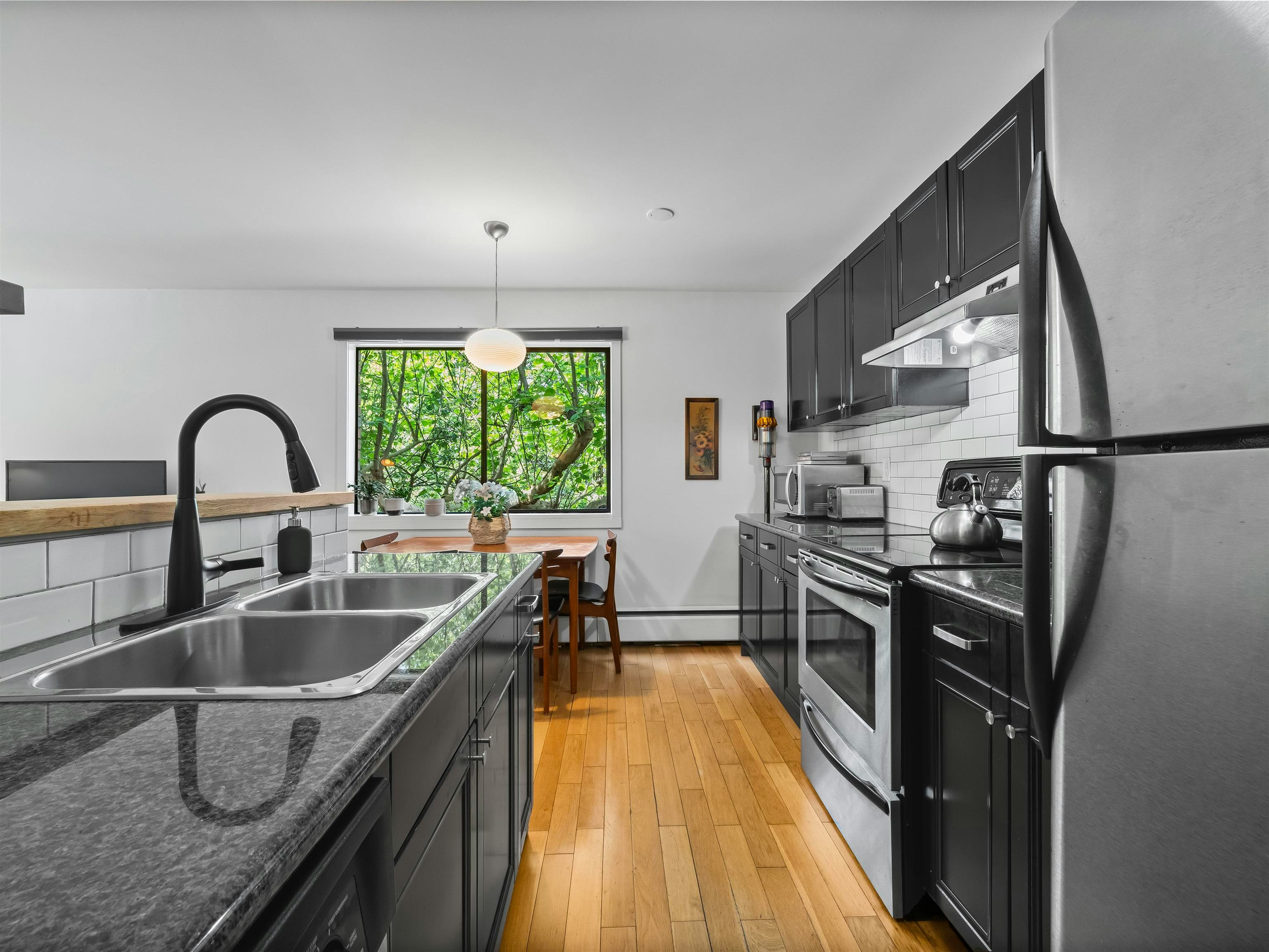 201-2330 Maple Street, Vancouver, BC, V6J 3T6 - 14