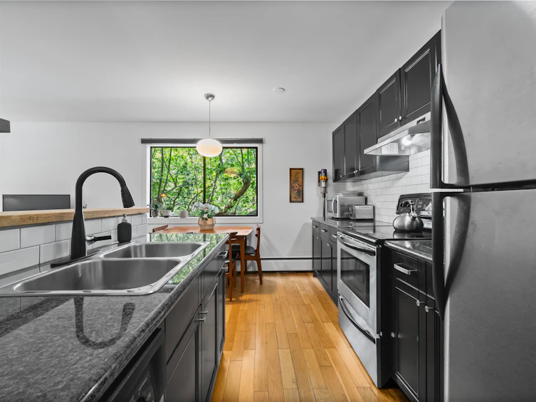 201-2330 Maple Street, Vancouver, BC, V6J 3T6 - 14