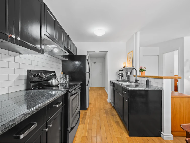 201-2330 Maple Street, Vancouver, BC, V6J 3T6 - 13