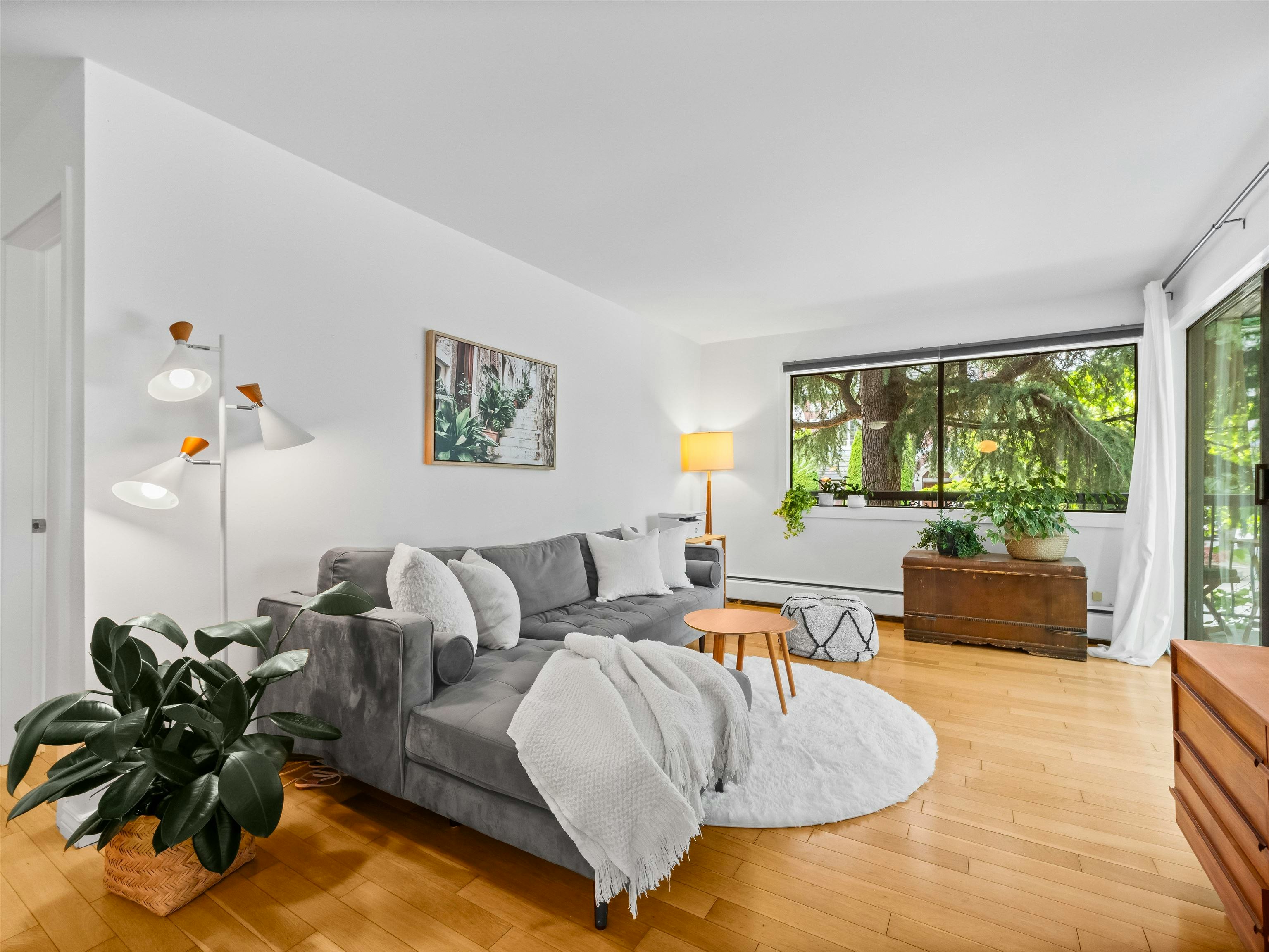 201-2330 Maple Street, Vancouver, BC, V6J 3T6