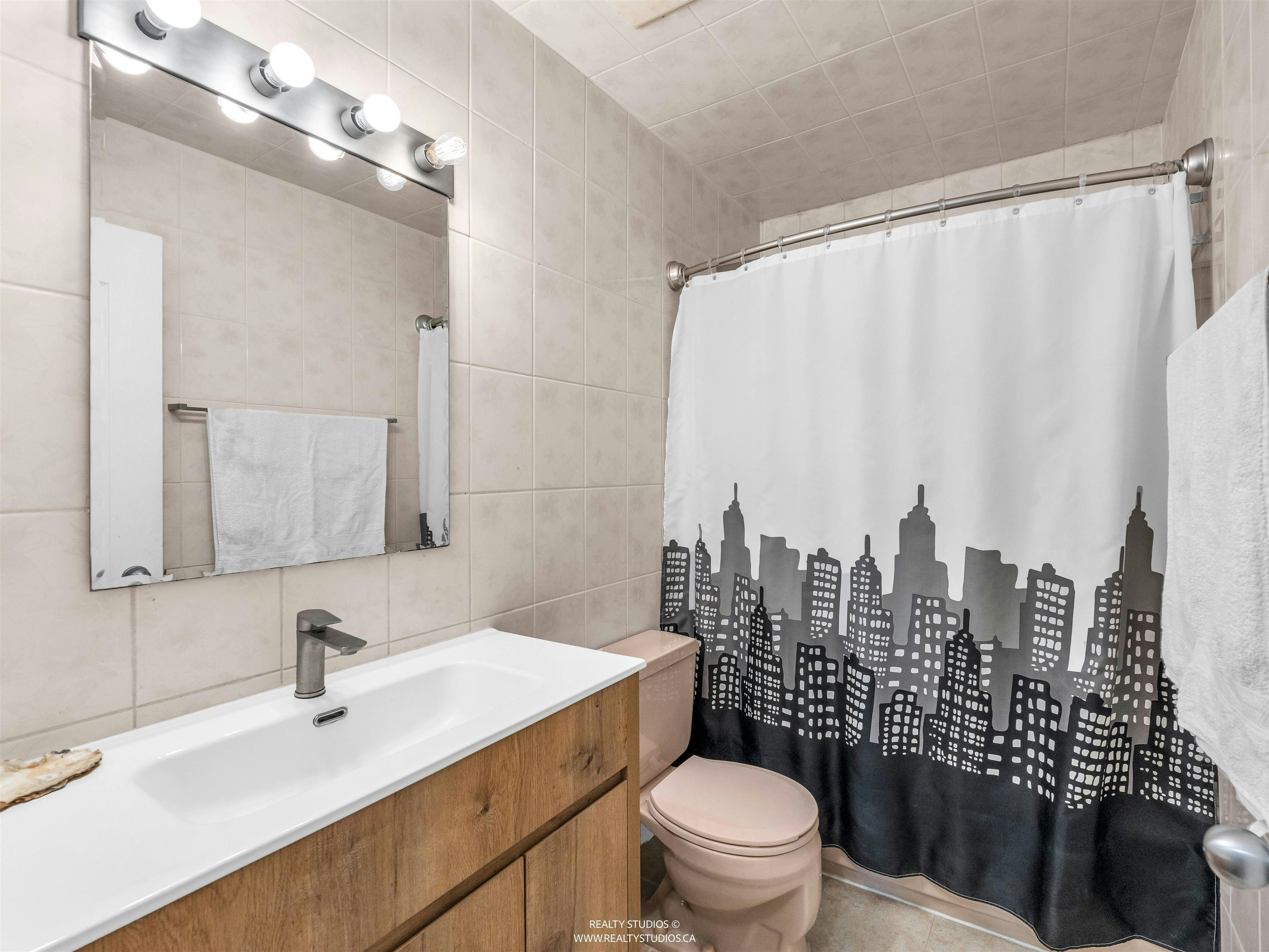 306-2222 Cambridge Street, Vancouver, BC, V5L 1E6 - 23