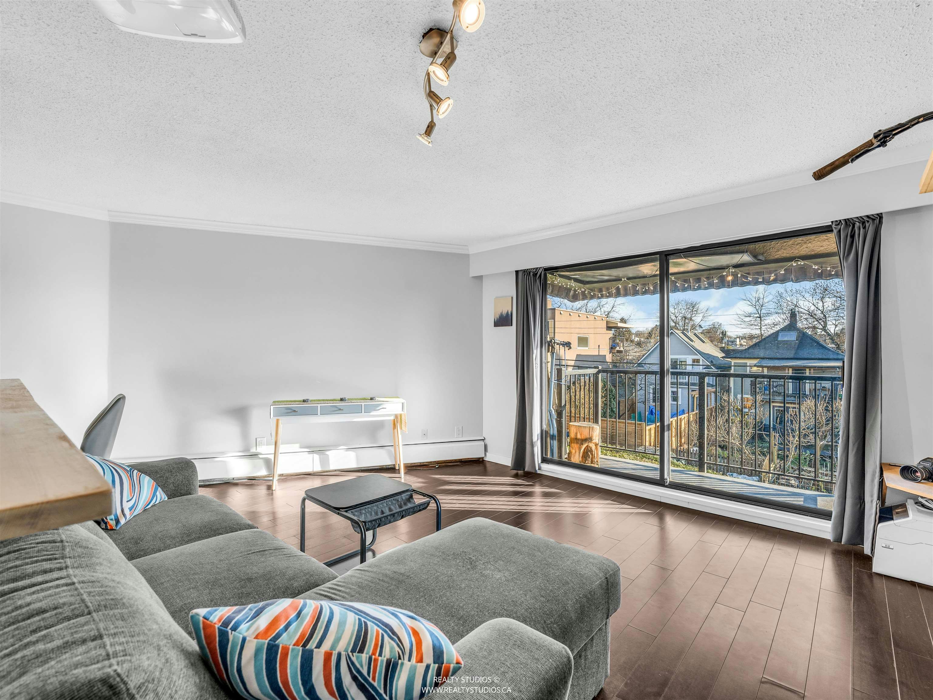 306-2222 Cambridge Street, Vancouver, BC, V5L 1E6 - 5