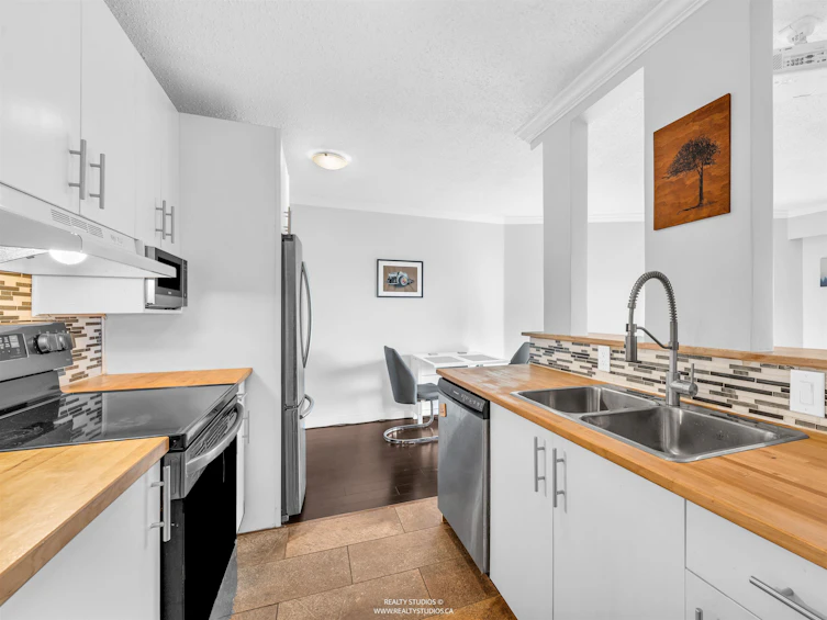 306-2222 Cambridge Street, Vancouver, BC, V5L 1E6 - 9