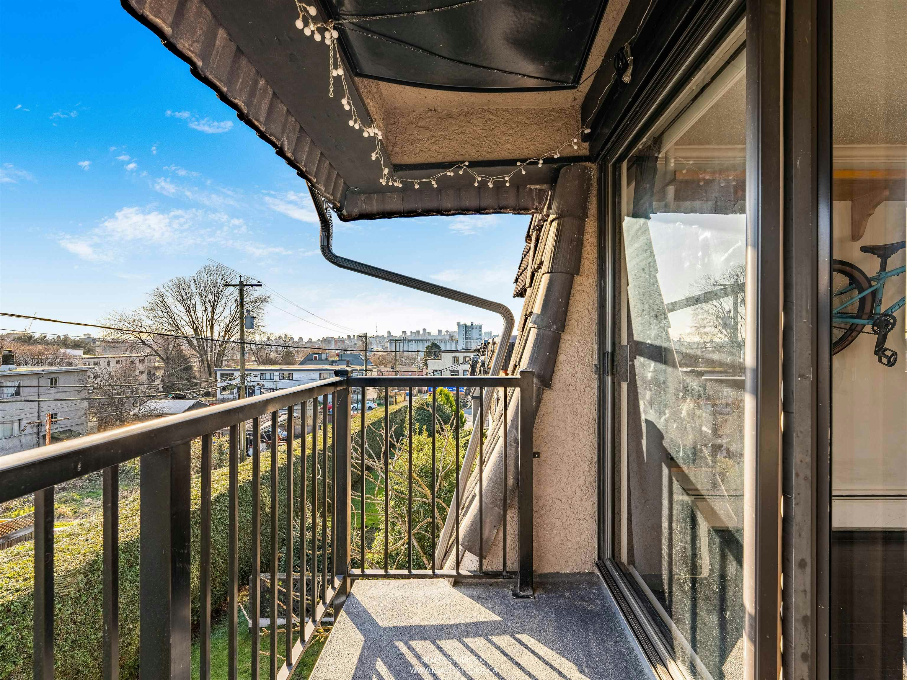 306-2222 Cambridge Street, Vancouver, BC, V5L 1E6 - 24