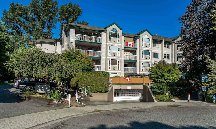 209-2963 Nelson Place