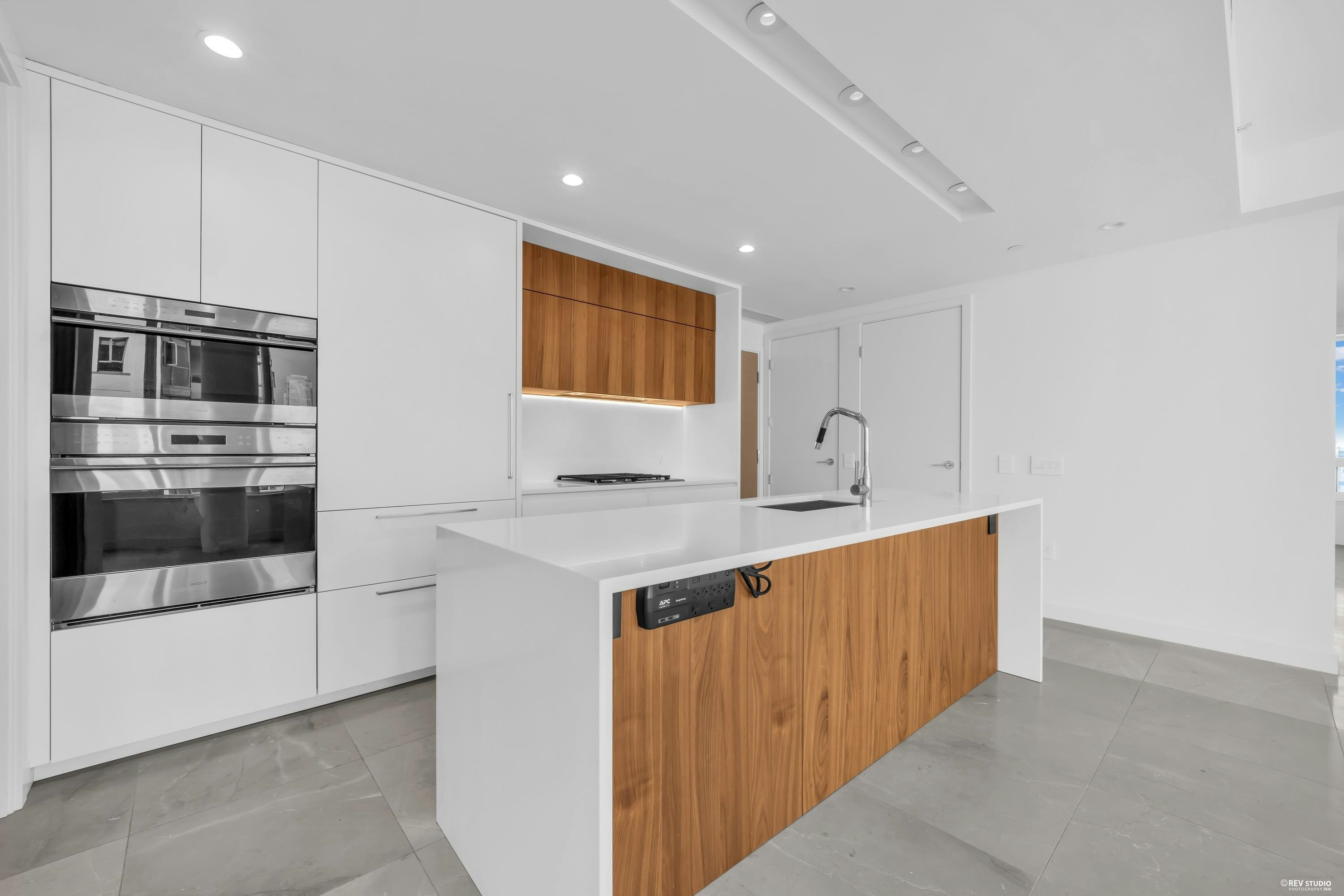 2005-885 Cambie Street - 5