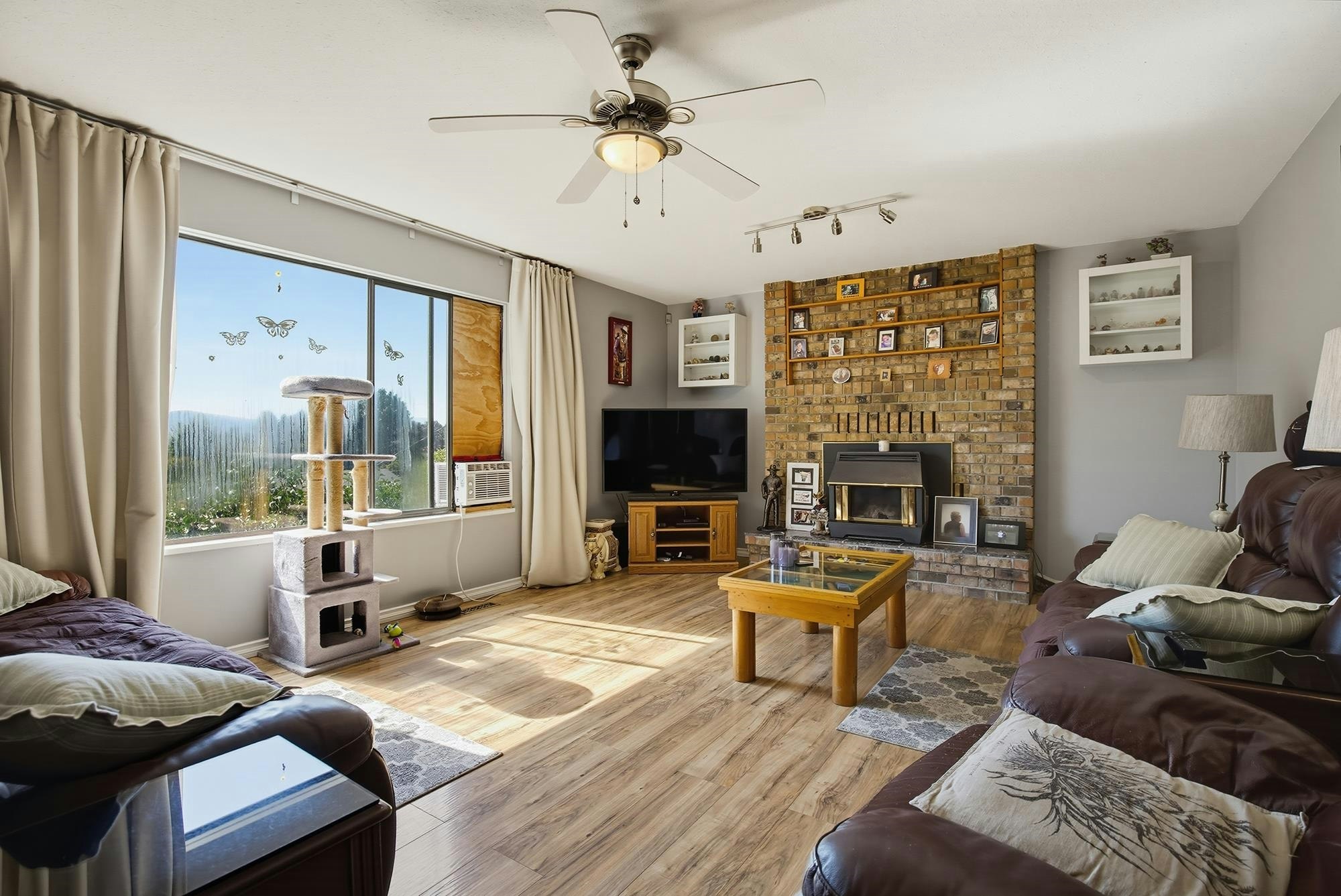34309 Jasper Avenue - 3