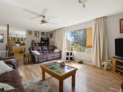 34309 Jasper Avenue - 4