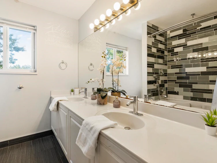 401-13680 84 Avenue, Surrey, BC, V3W 0T6 - 18