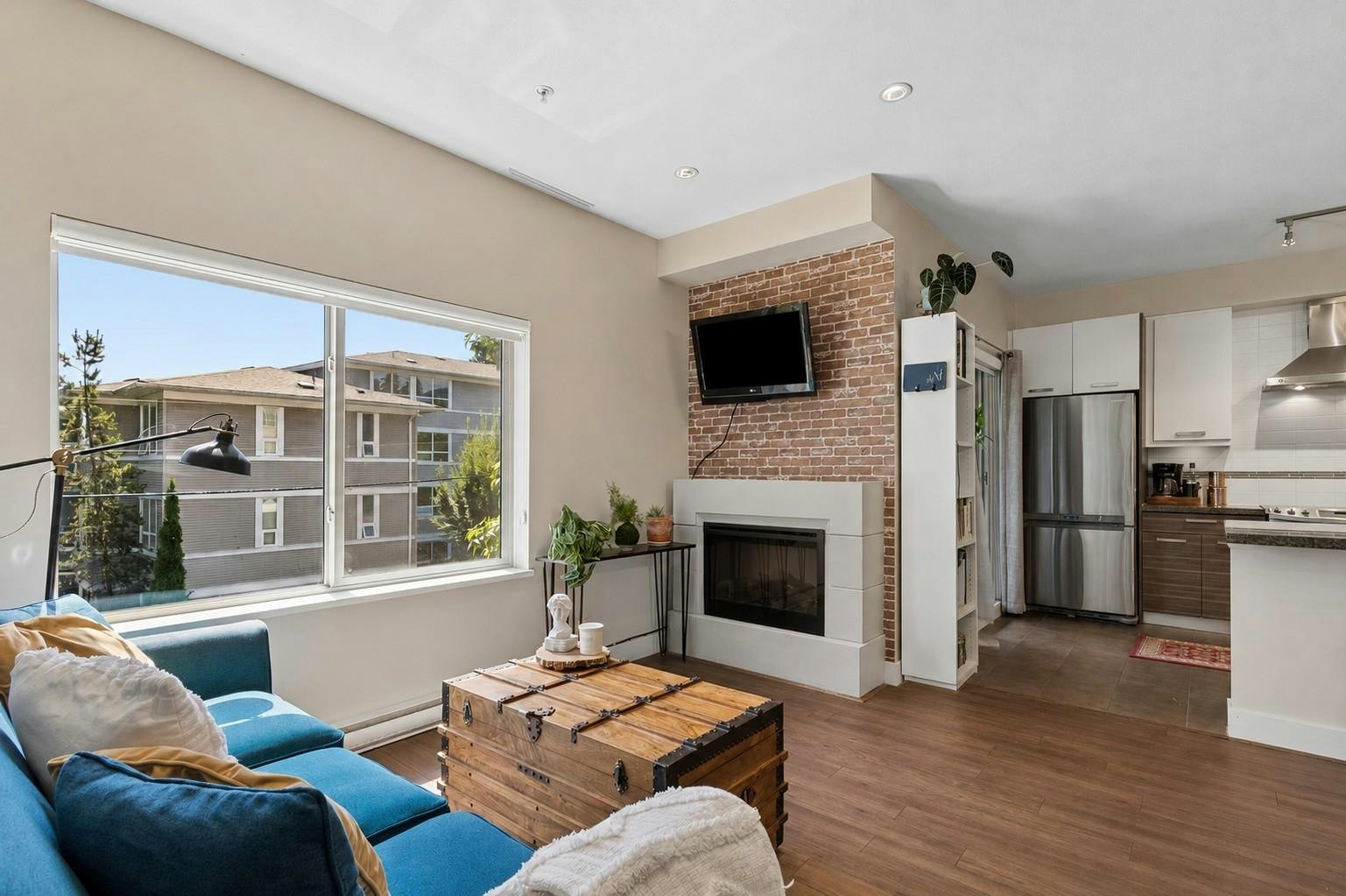 206-1273 Marine Drive - 4